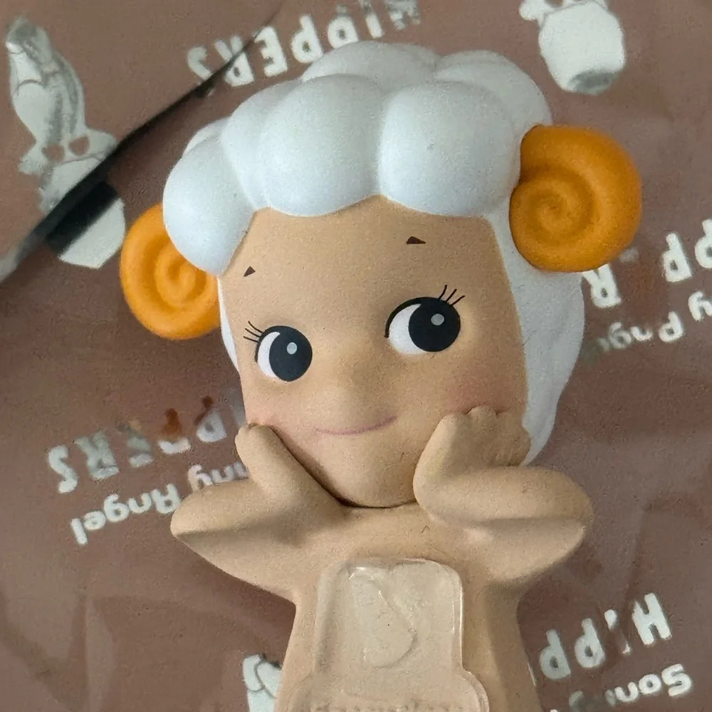 Sonny Angel Hippers Sheep Figure - Picture 2 of 5